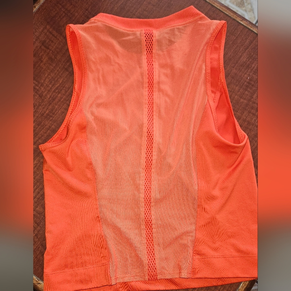 Joy Lab sport shirt